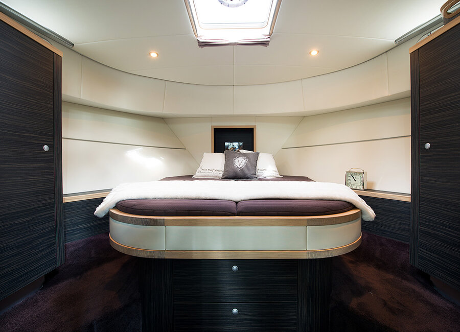 Luxe slaaphut van motorjacht Luna